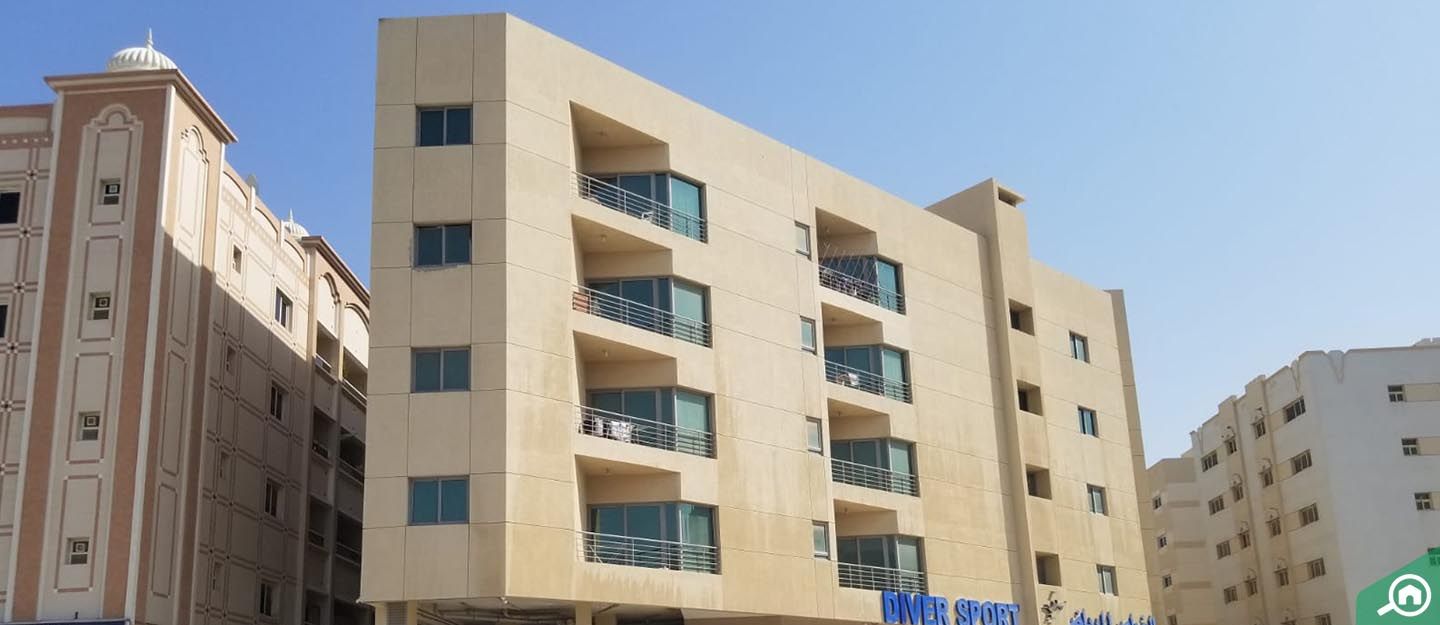 Al Qulayaa Building Guide Bayut