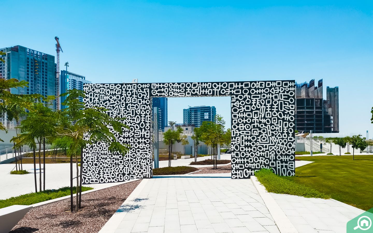 Located on Al Reem Island, 4 minutes away from SAAS Heights