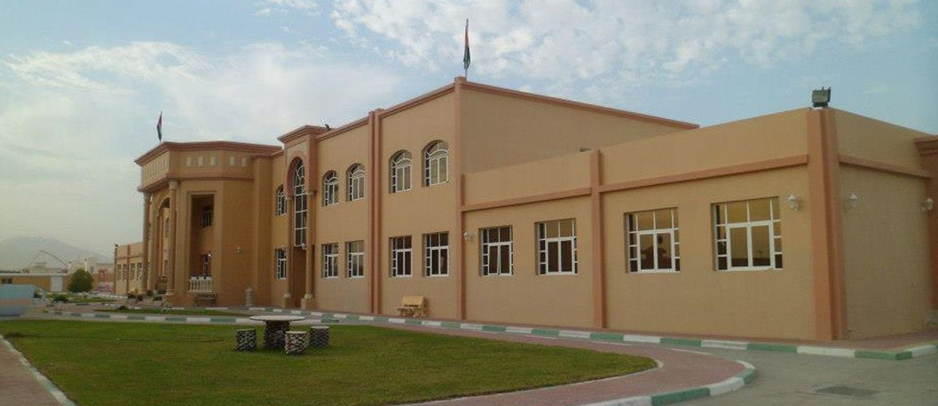 Schools in Al Ain Bayut