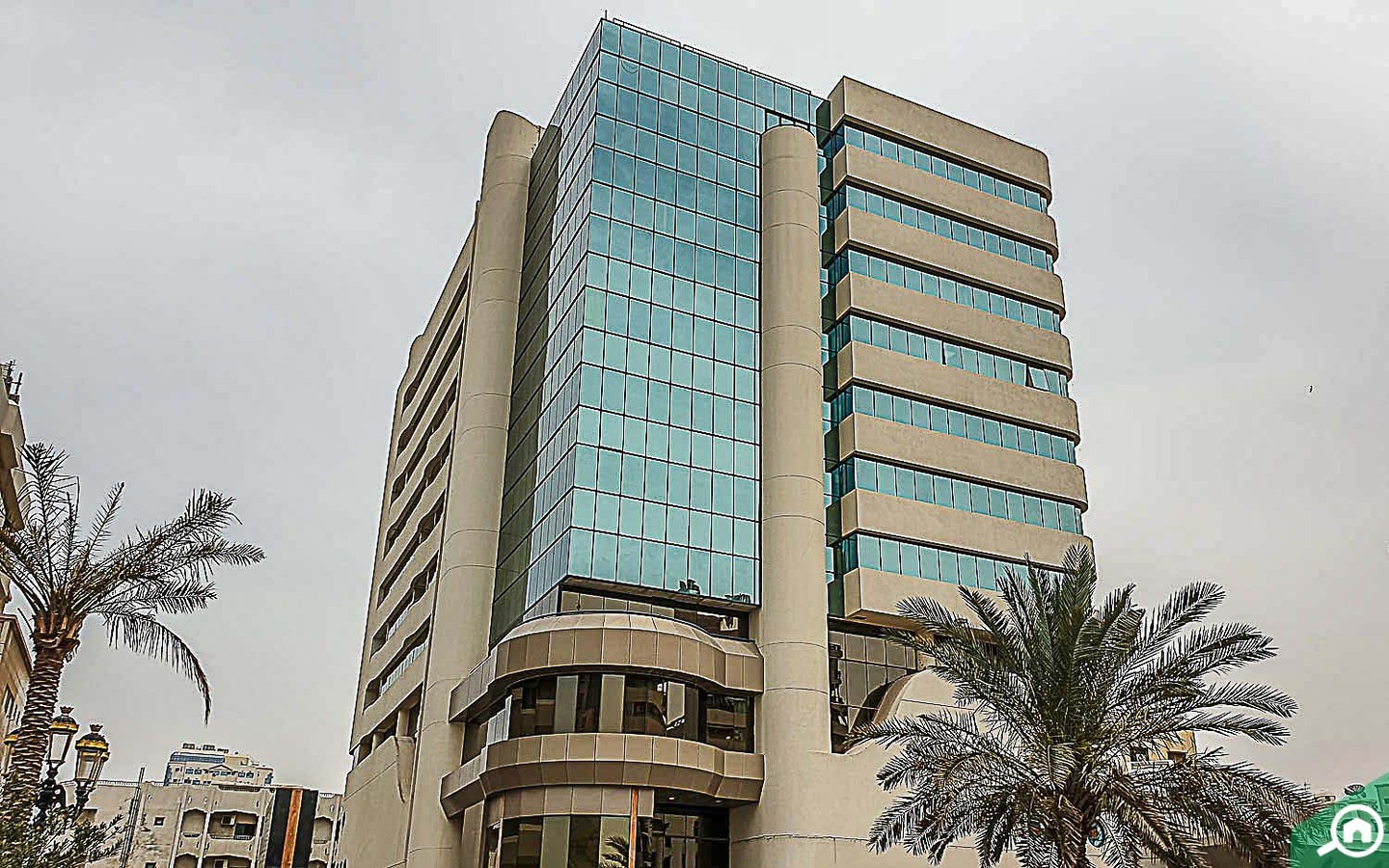 مركز الشارقة