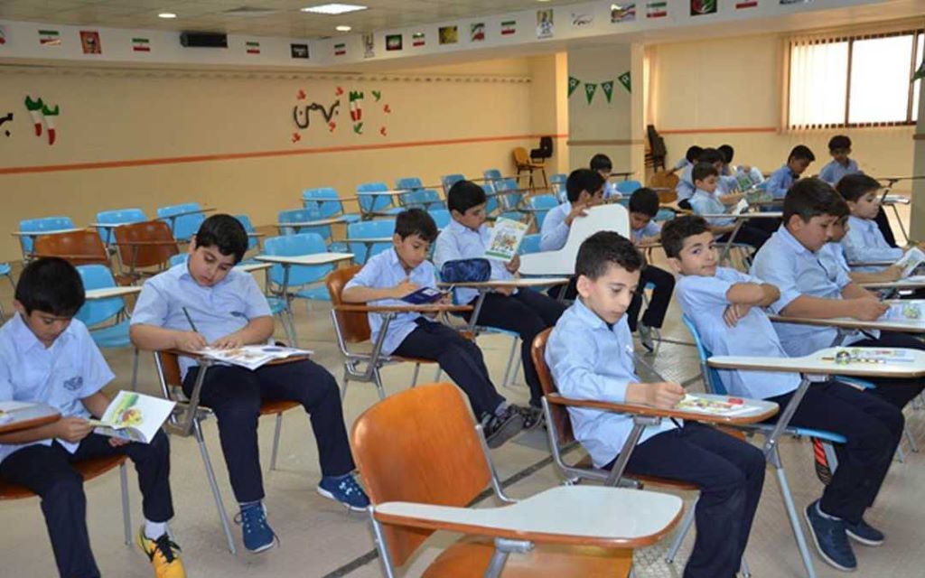 طلبة في الصف الدراسي