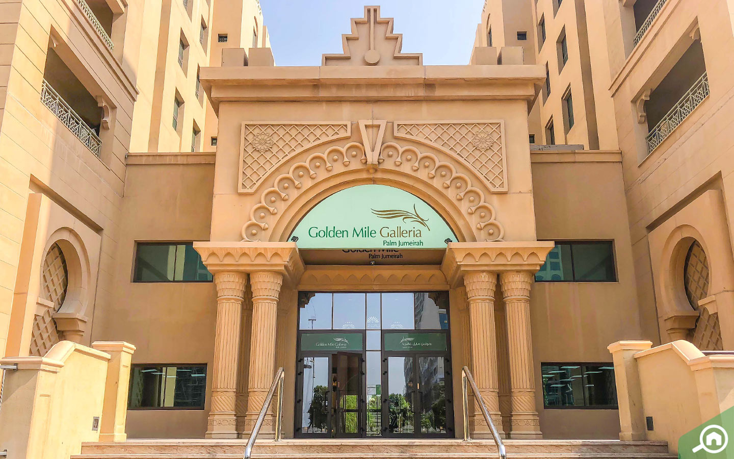shopping mall in palm jumeirah