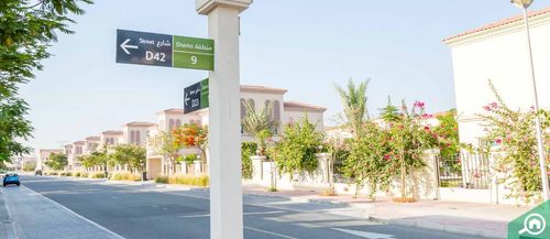 District 9F, Jumeirah Village Triangle