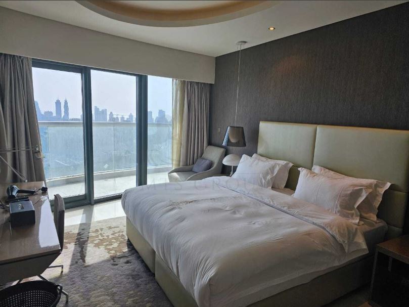 HIGH FLOOR | HUGE SPACIOUS LAYOUT | PRIME LOCATION