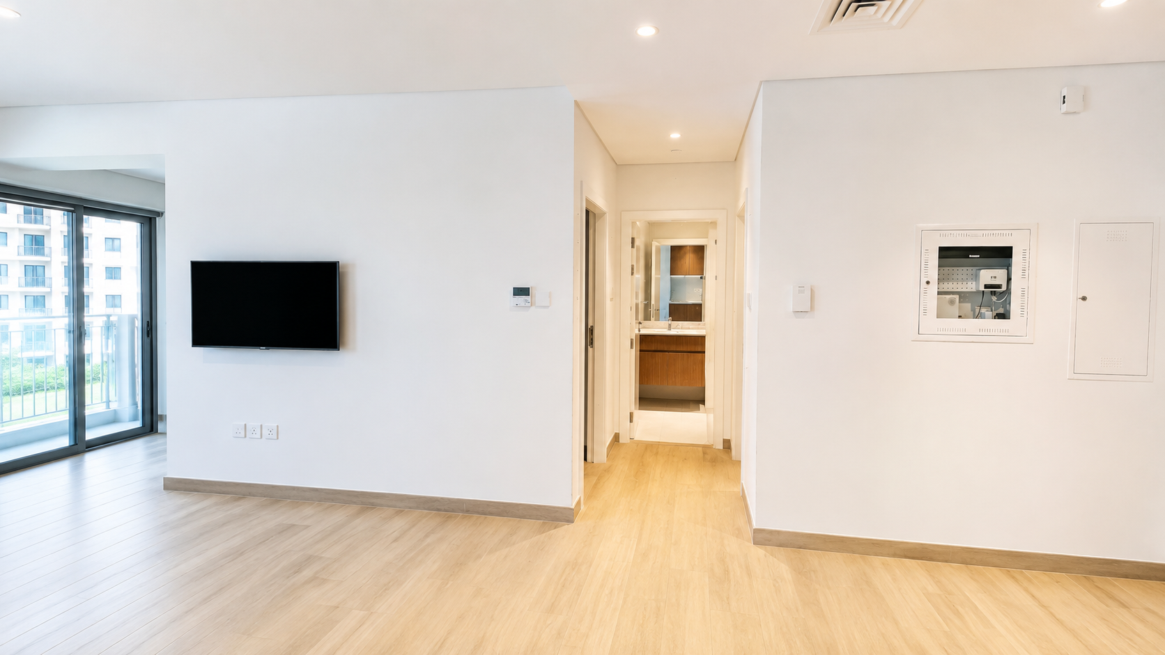 Prime Location | Spacious Layout | La Rive 2
