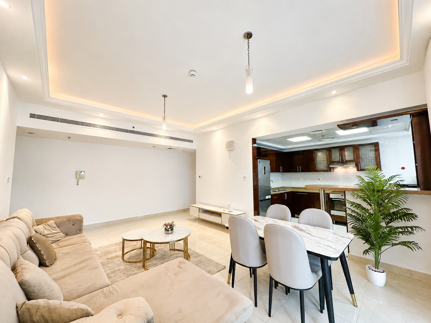 Modern Marina Residence | Private Balcony | Vacant
