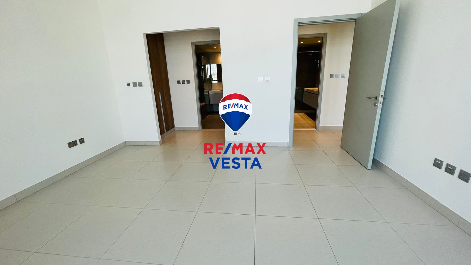 Super Spacious Layout | High Floor | Big Balcony | Maid Room