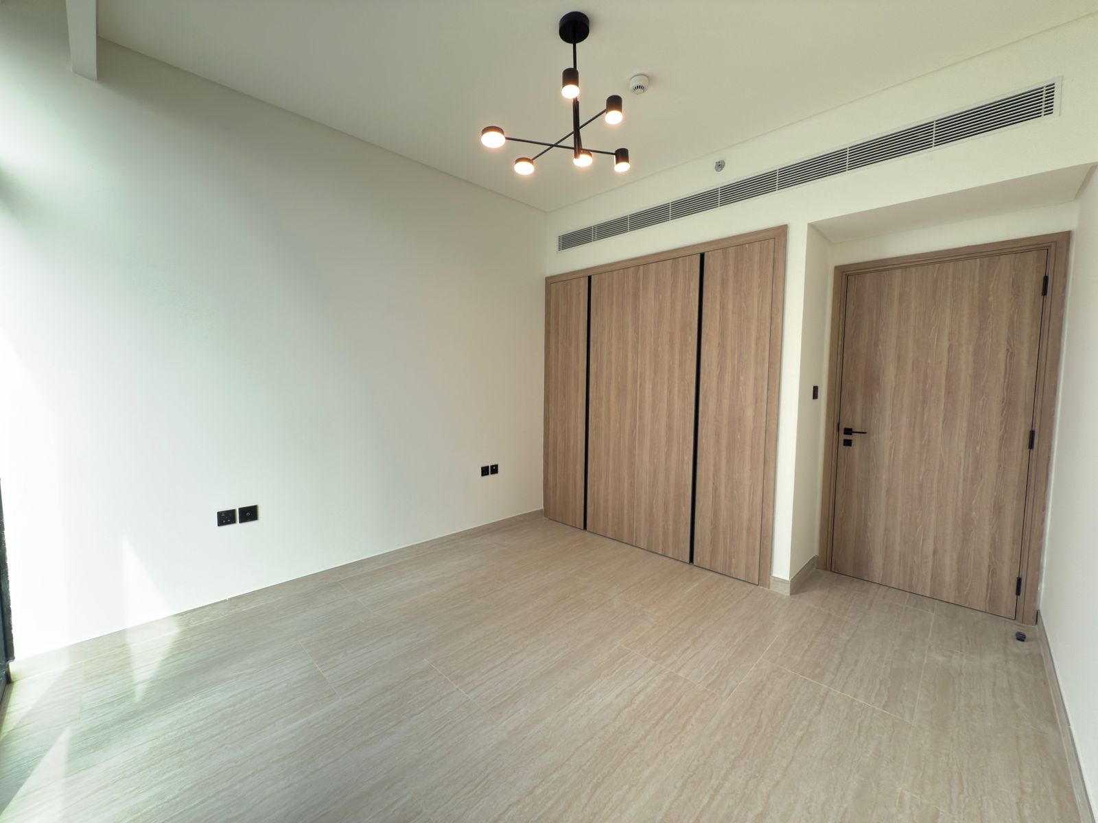 Huge Layout | Brand New Building | Near Metro
