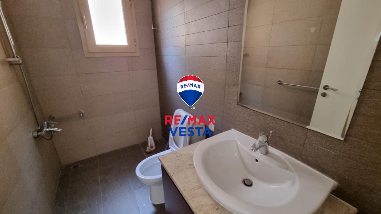 Private Pool | Premium Villa | Vacant | Price Negotiable