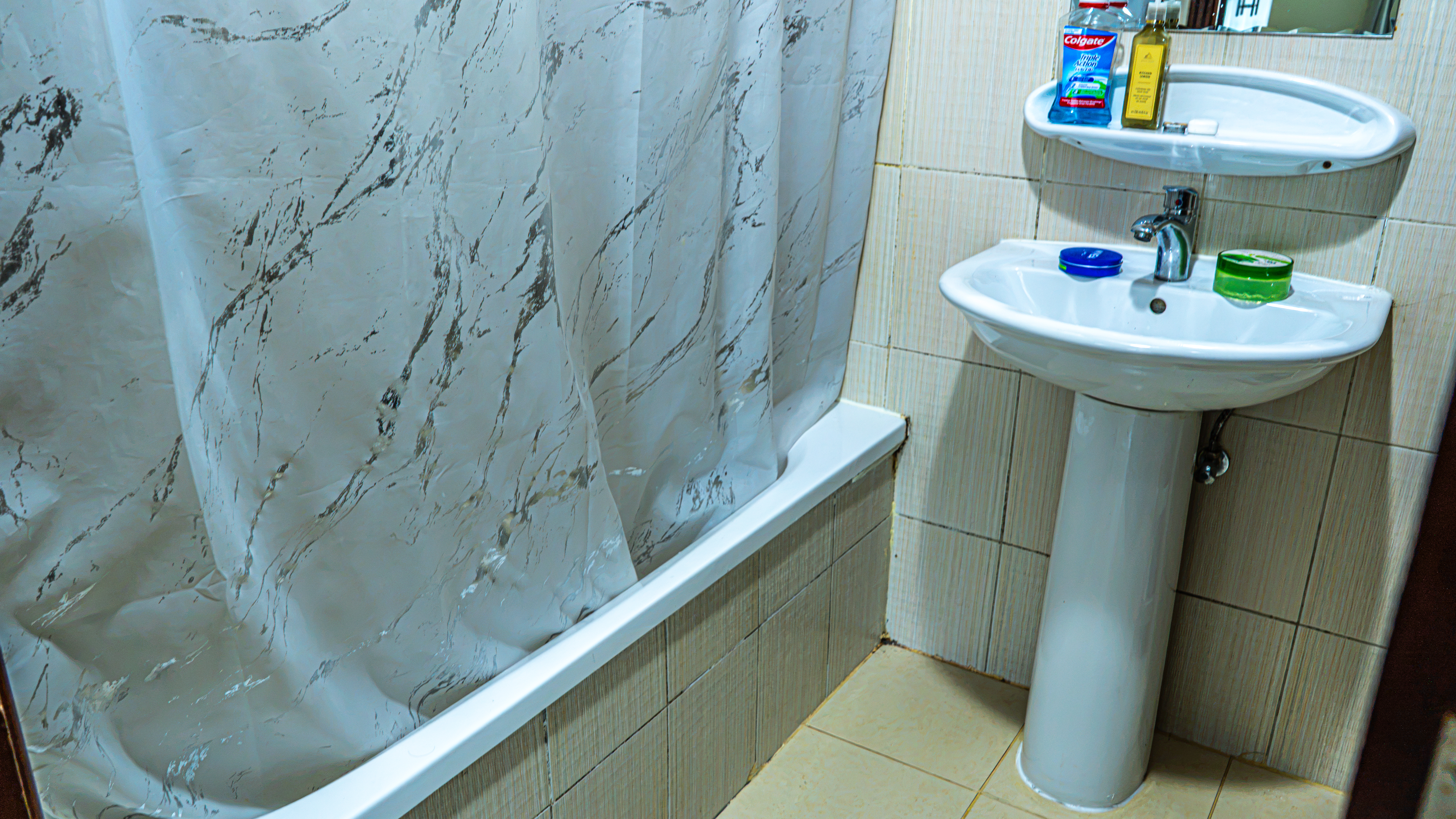 Exclusive 1BR | Investor Deal | 690 Sq.Ft. | Motivated Seller