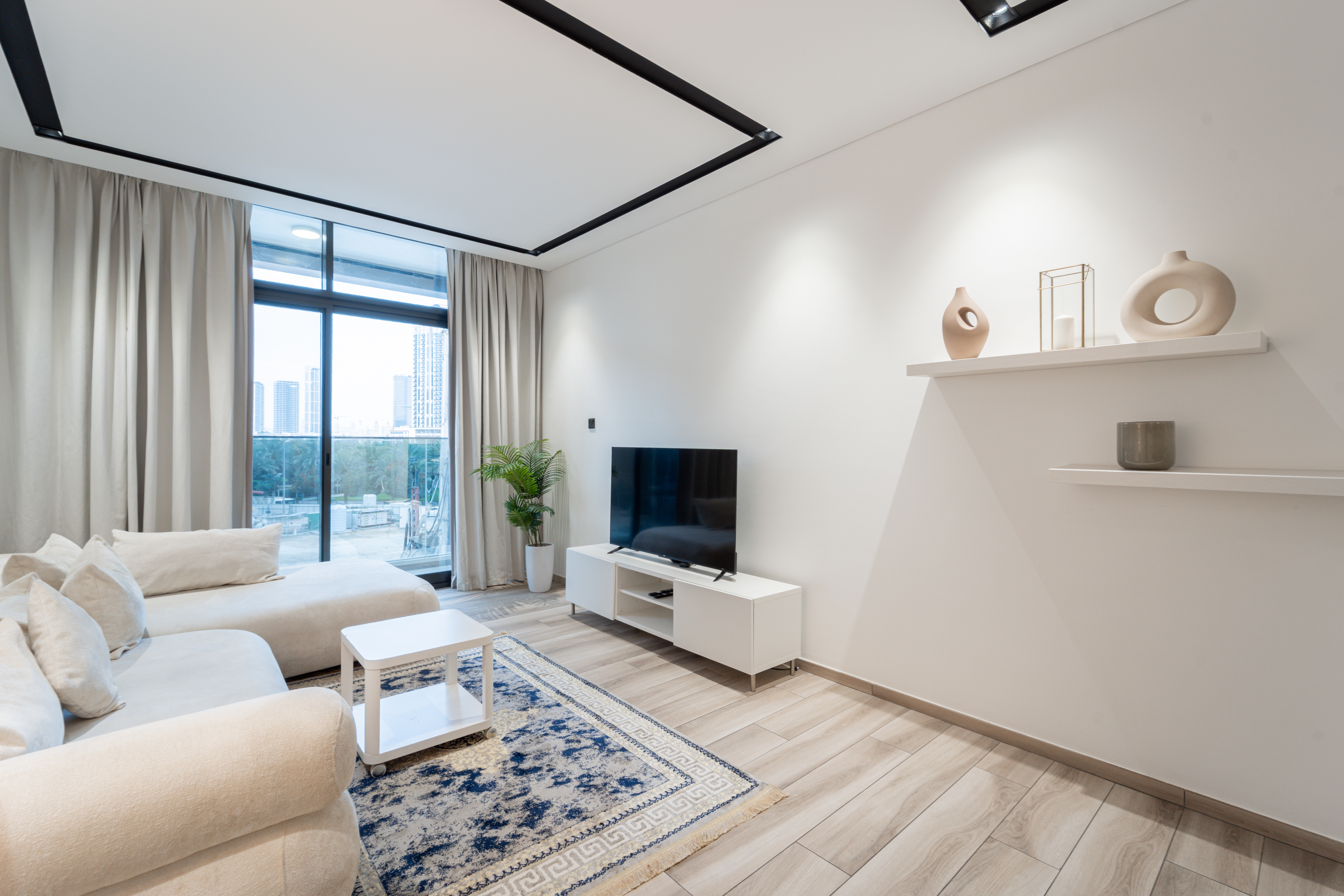 Furnished 1-bed apartment in Nicholas Residence