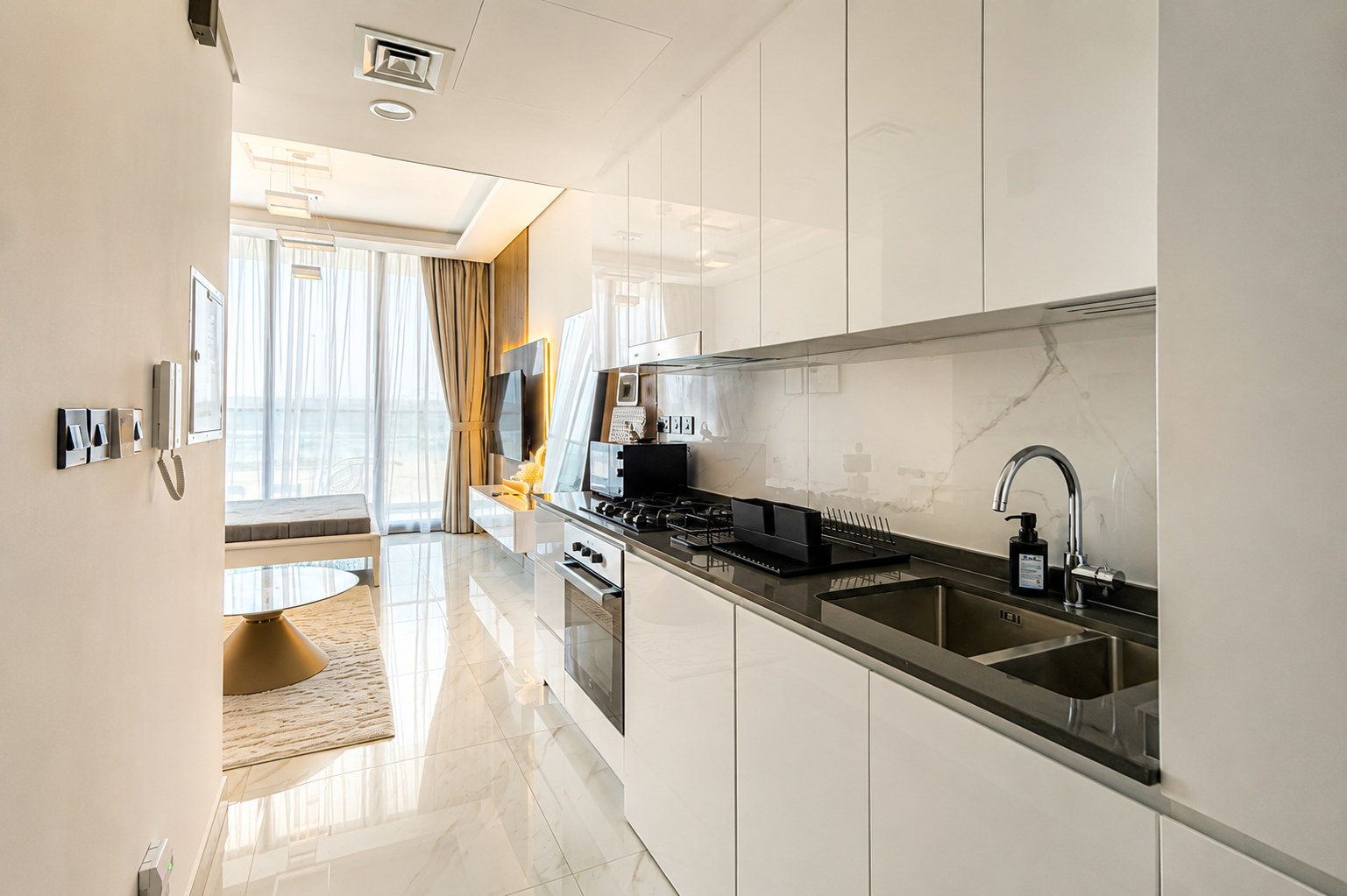 Luxury Living | Golf Course Community | Prime Location