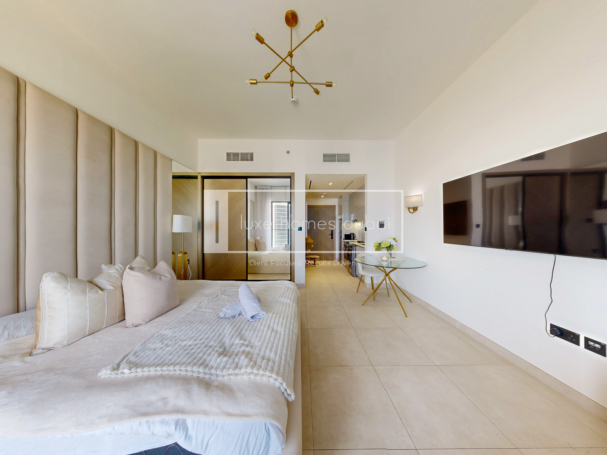 Furnished Studio I High Floor | PrimeÂ Location