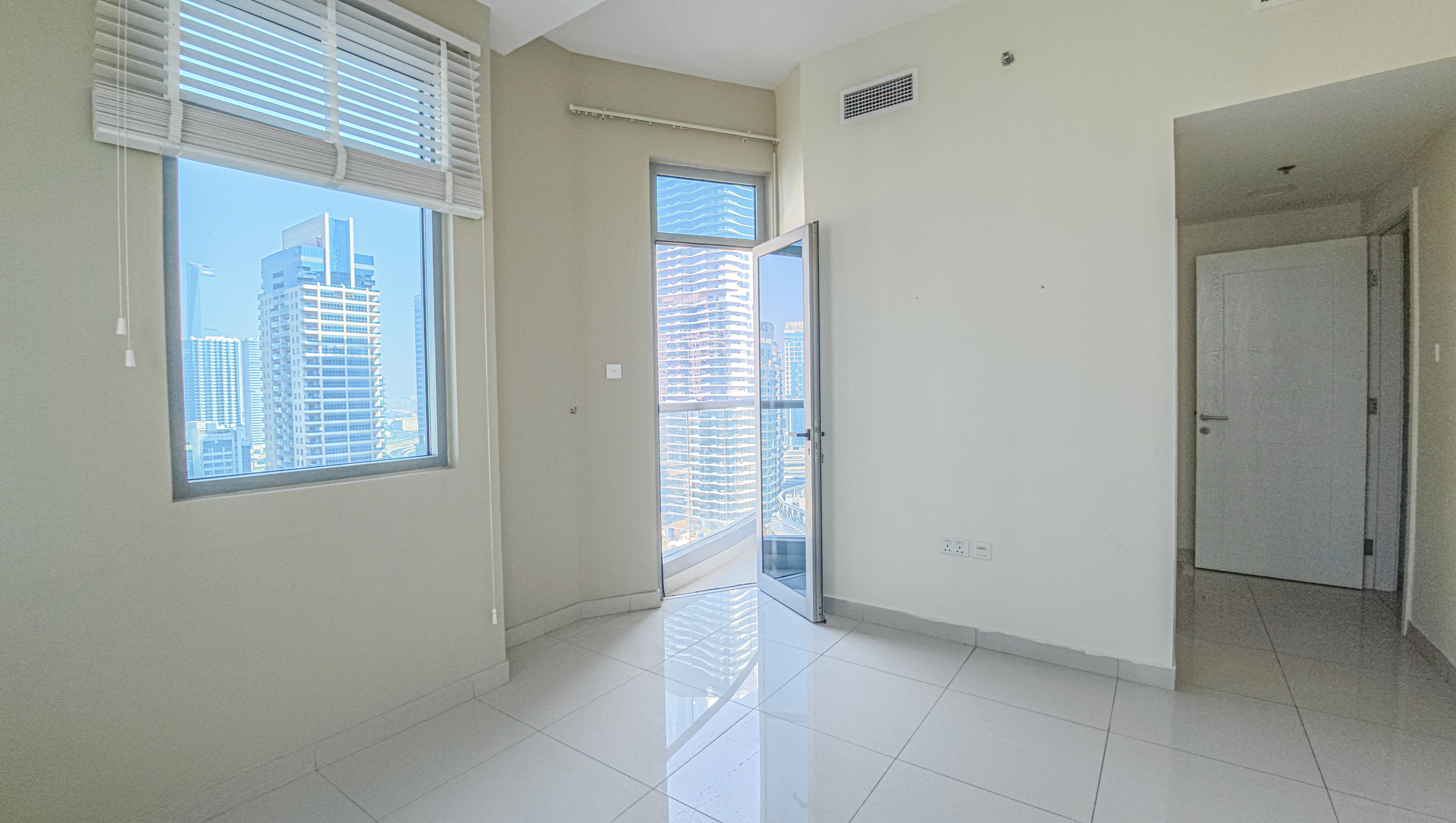 Huge Layout | Vacant | Heart of Dubai Marina