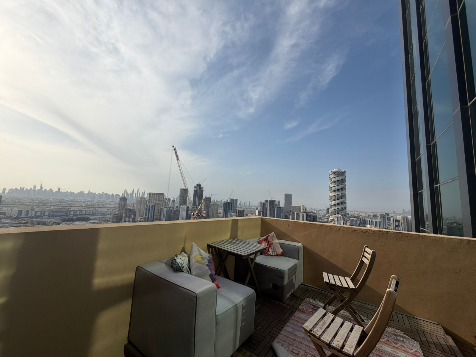 Low Price | Spacious Studio | Ready to Move