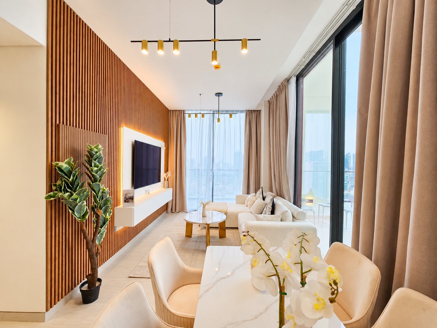 Furnished 2-bed apartment in Binghatti Onyx