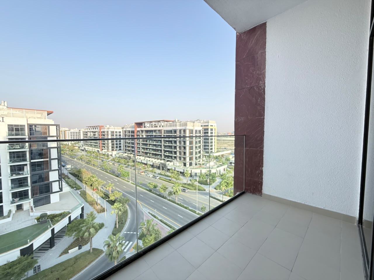 Chiller Free | Boulevard View | Corner Unit