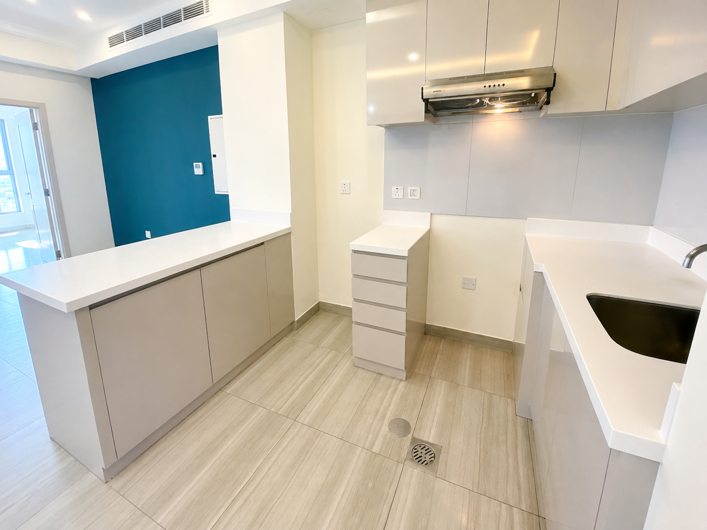 Single-Row | Middle Unit | Ready to Move