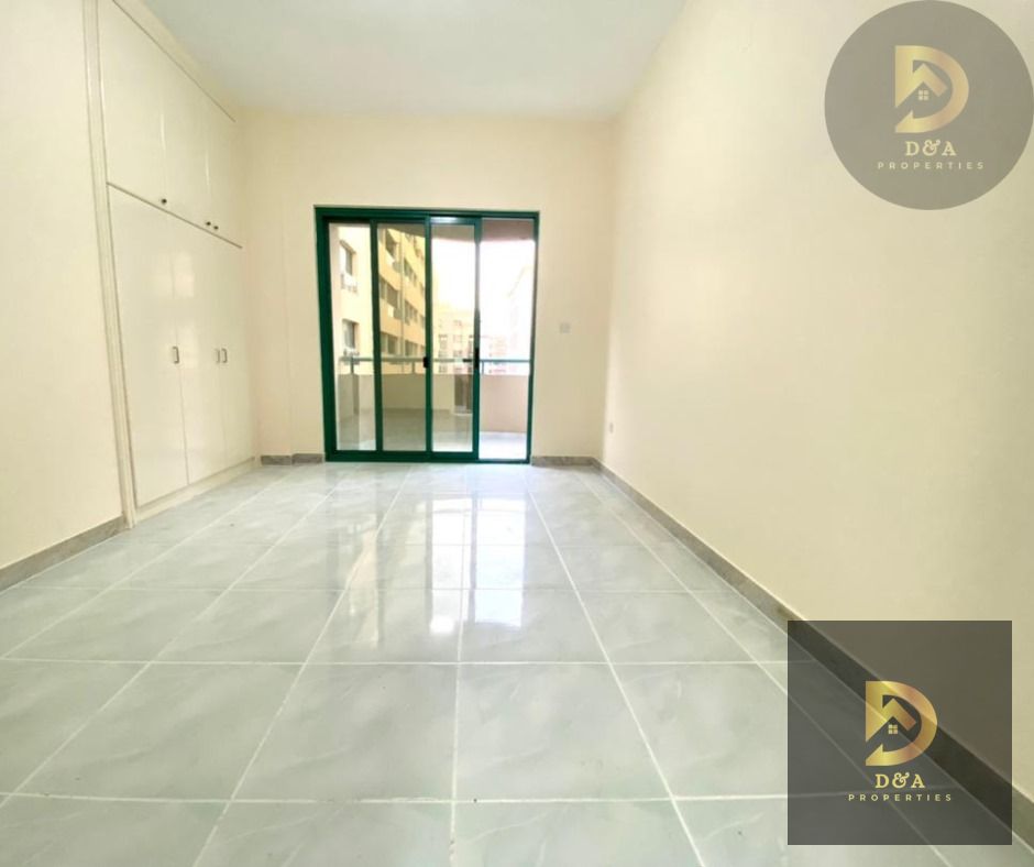 Spacious 1-Bedroom Apartment with Balcony in Golden Sands 12, Al Mankhool, Bur Dubai | NO COMMISSION