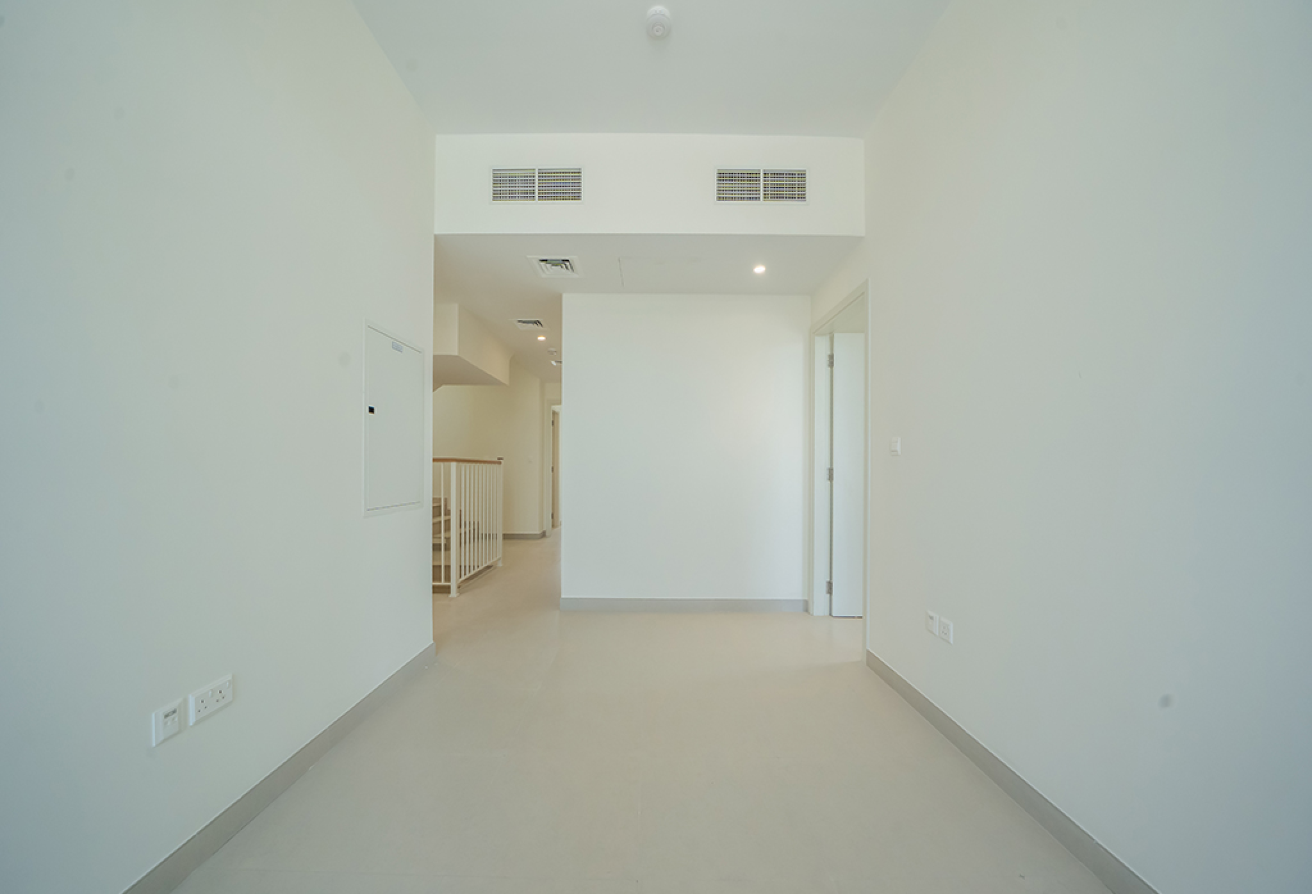 Semi detached | Resale| With 2YRS post payment