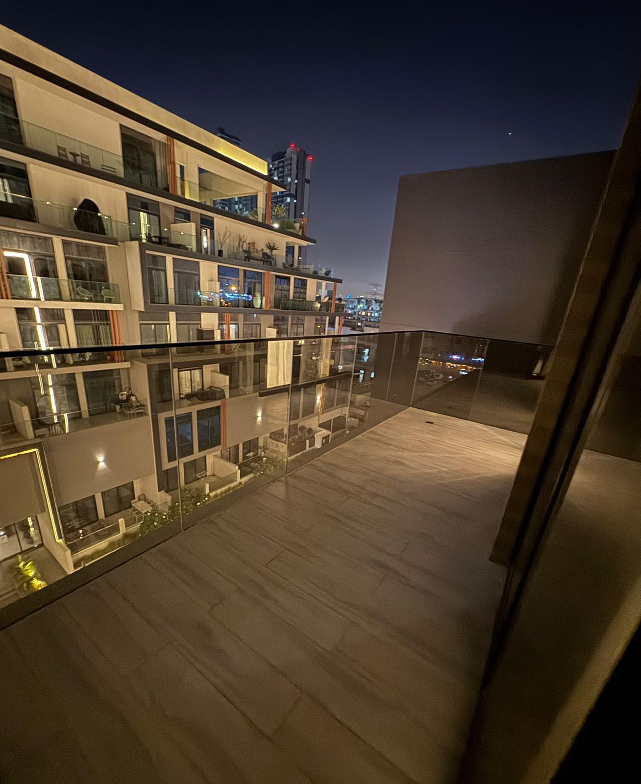 Fully Furnished 1BR+Study | Chiller Free | Balcony | Ready To Move