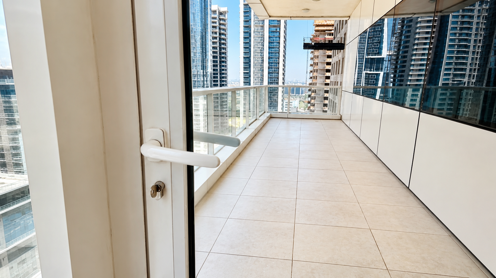 Marina Living | Prime Location | Spacious Layout