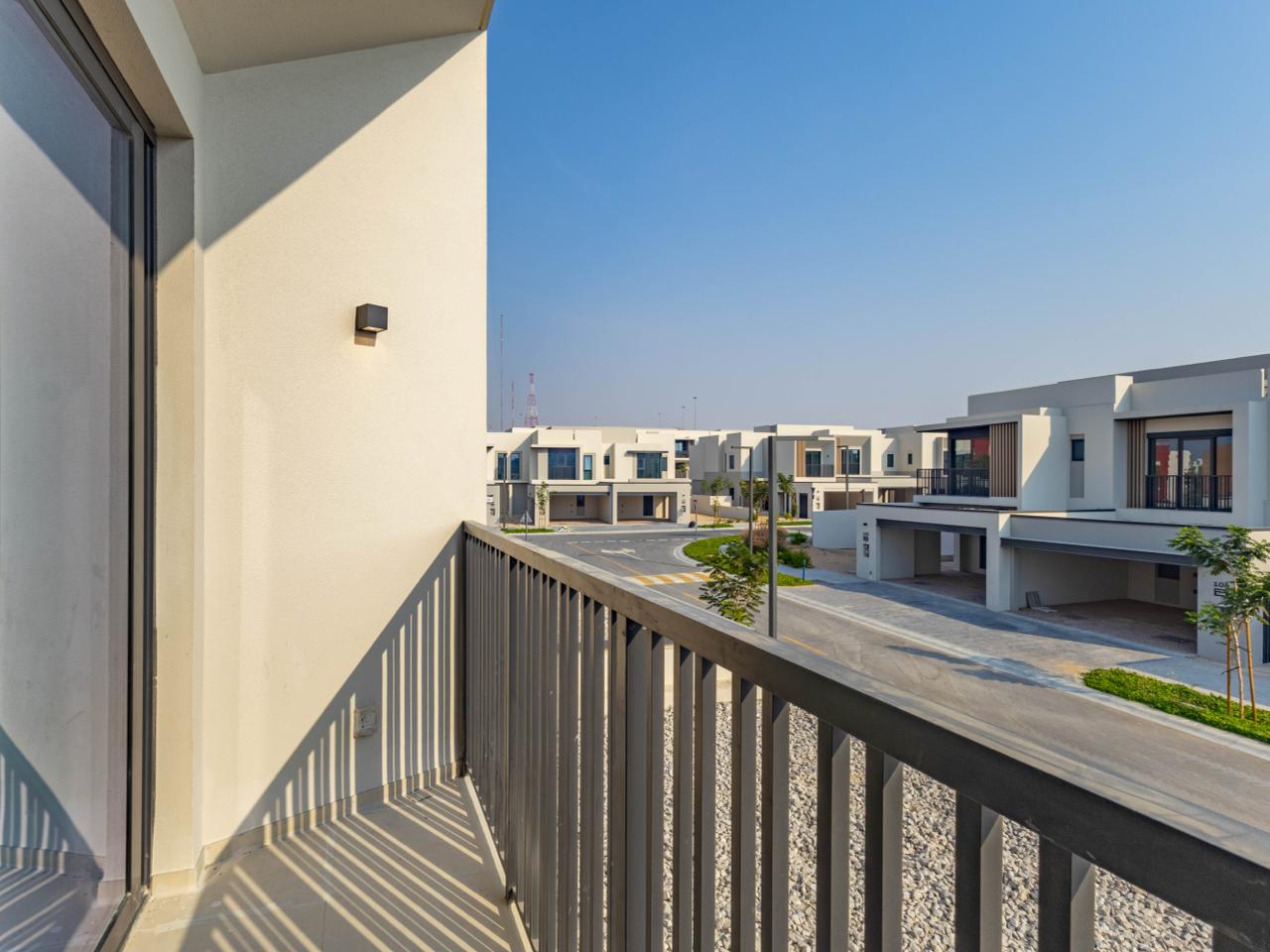 Spacious Layout | Close to Mosque and School | Family Living