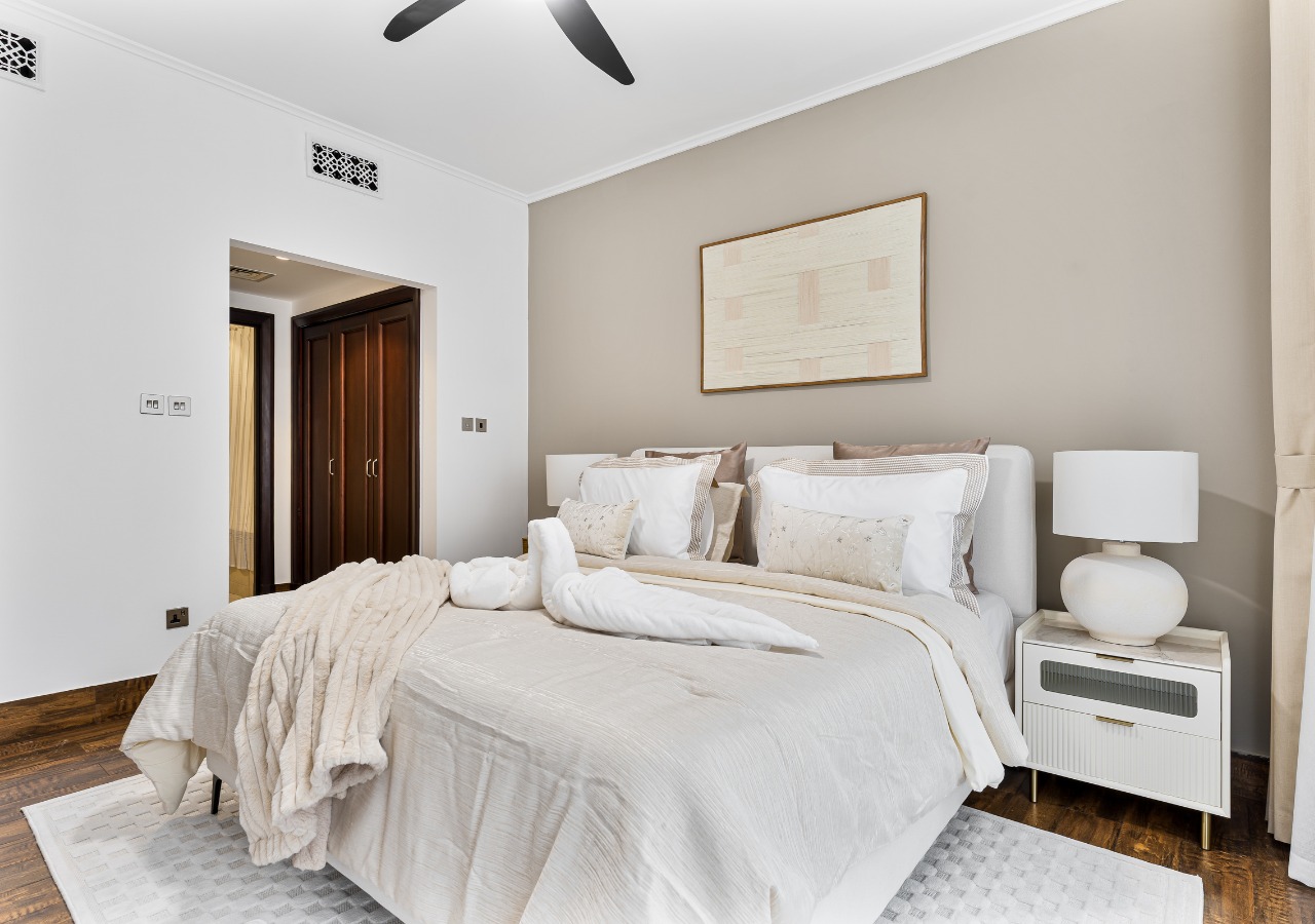 Luxurious Apartment | Fully Furnished | Monthly 12500 Including Bills