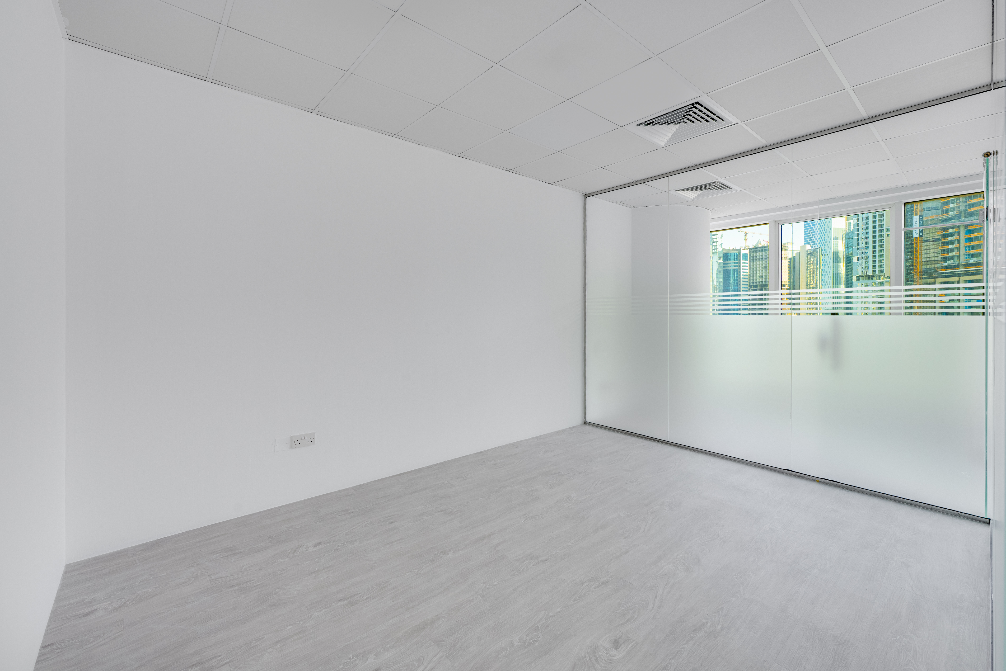 Bright Office Space | City Views | Ready to Move