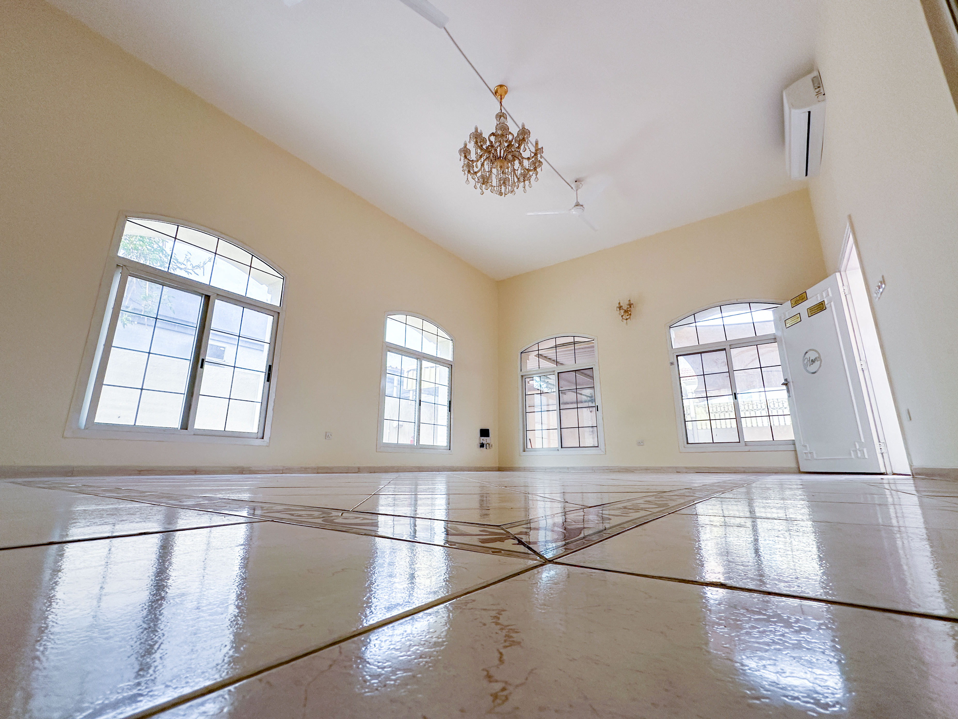 Spacious Villa | Family-Friendly Community | Prime Mirdif Location