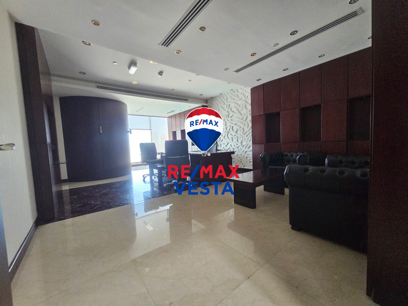 Fully Fitted Office | Multiple Glass Partitions | High ROI | Parking