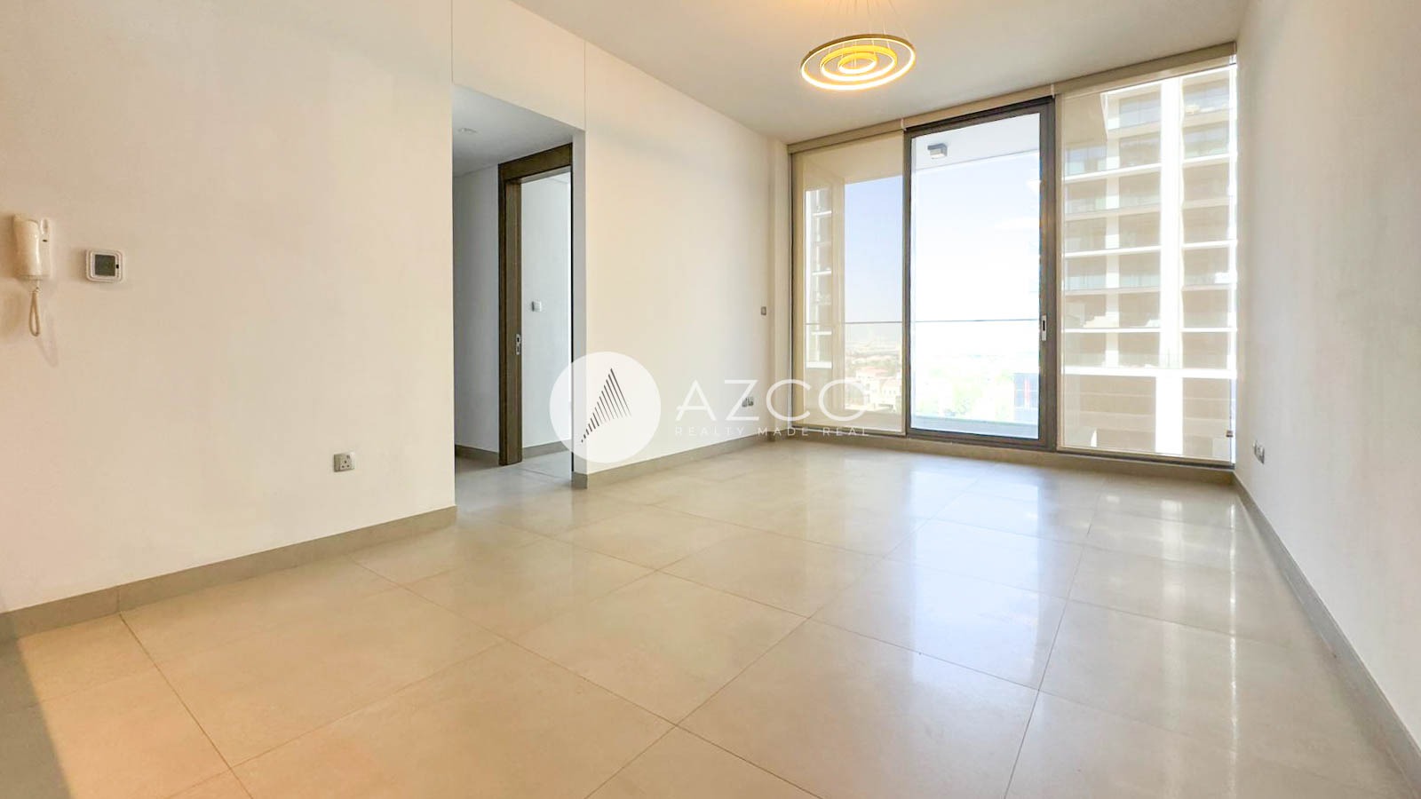 Vacant | Prime location | High ROI