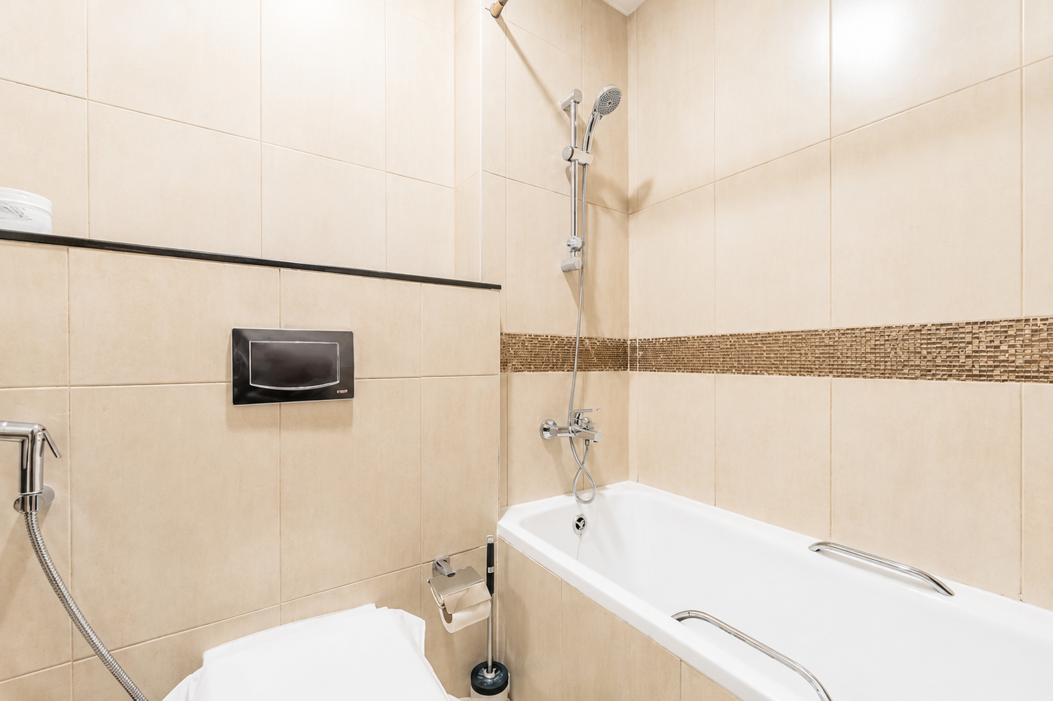 Chiller Free | Modern Living | Ready to Move