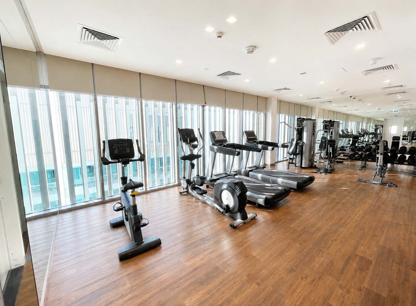 Elegant Residence | Bright Interiors | Best Value