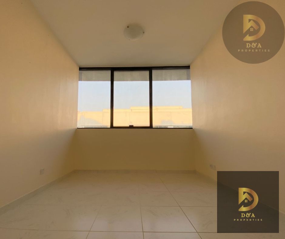Spacious 3-Bedroom Apartment in Golden Sands 7, Al Mankhool, Bur Dubai | NO COMMISSION