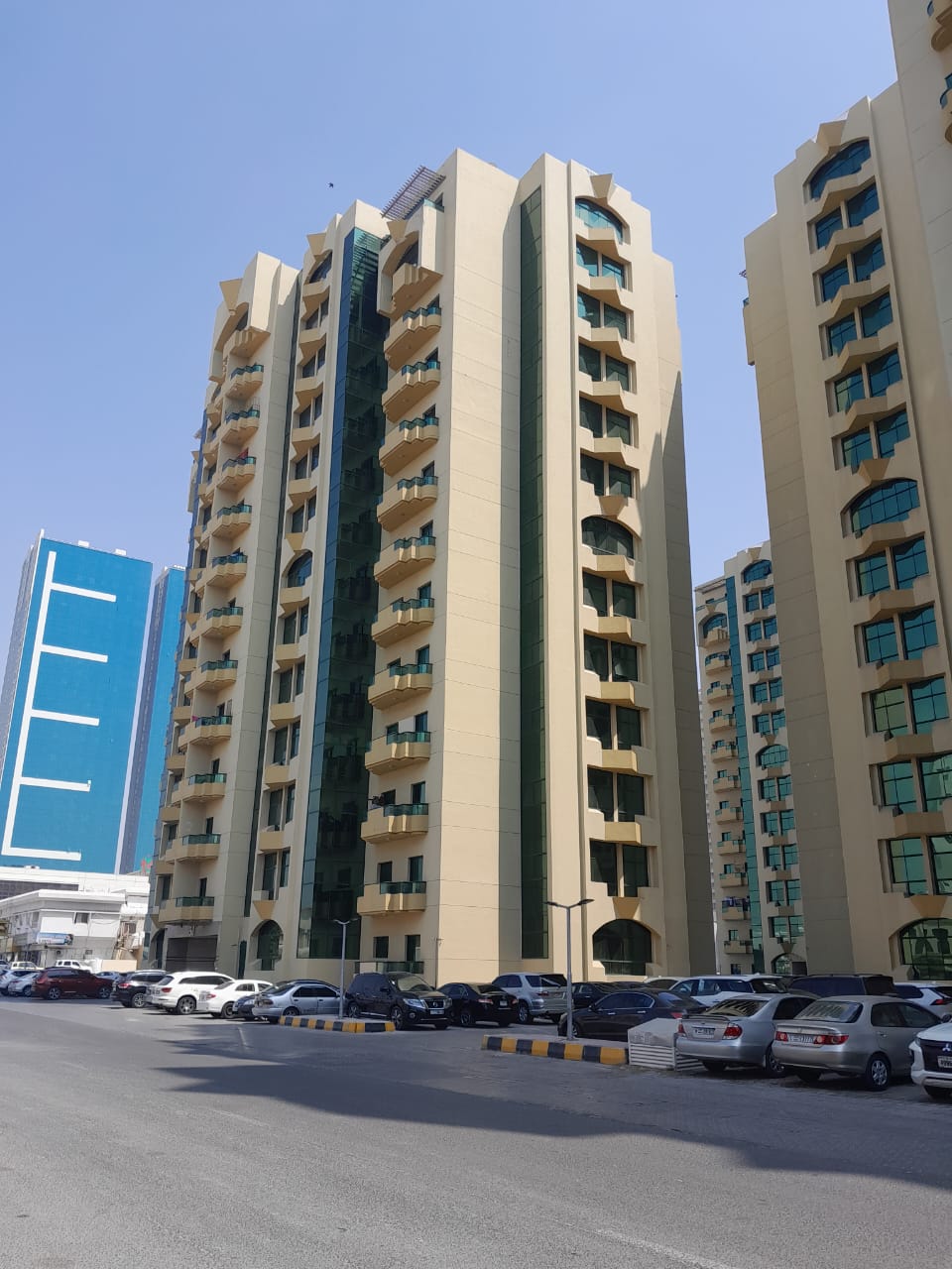 Rashidiya Towers, Ajman Guide | Bayut
