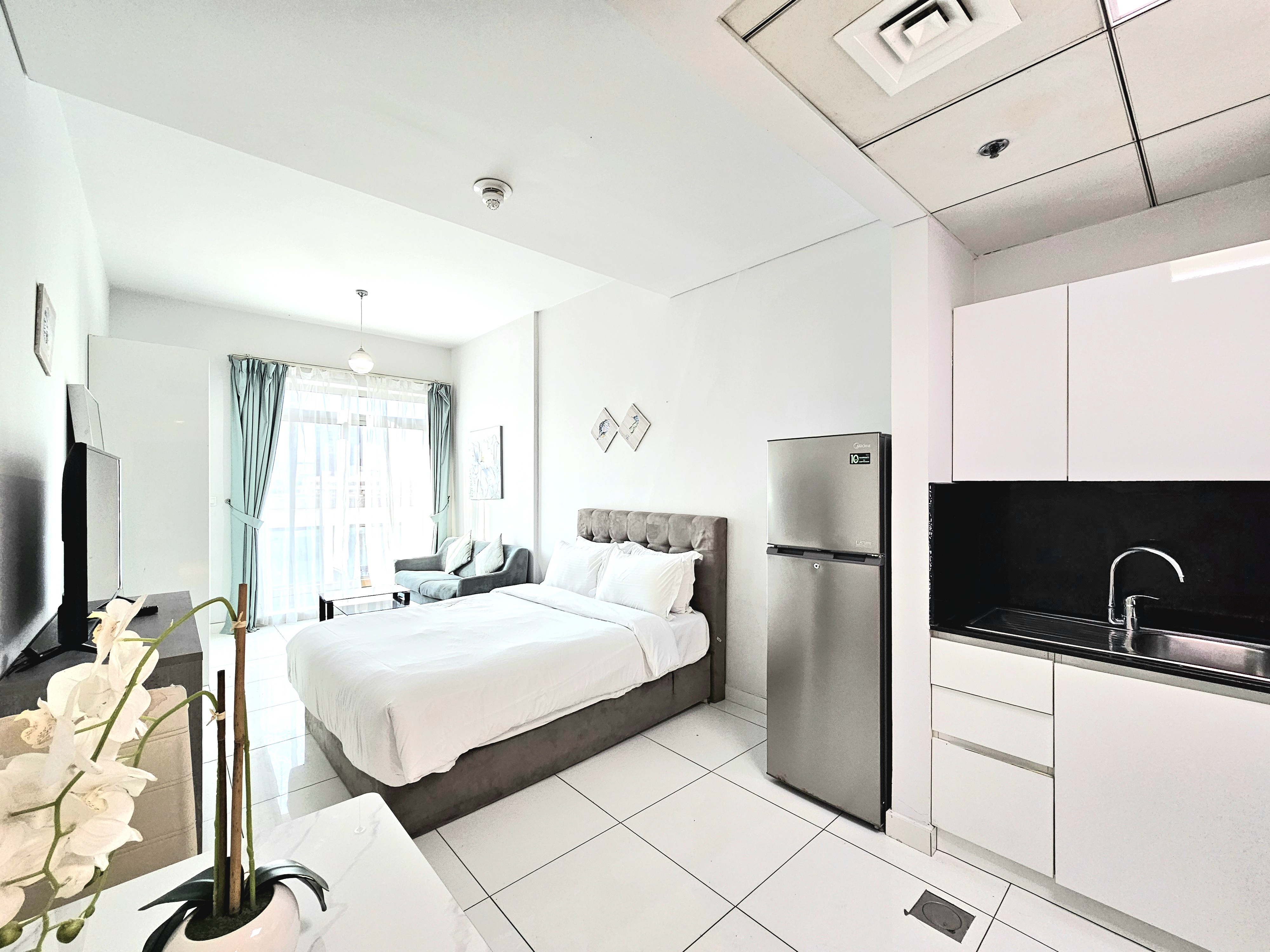 Furnished studio in Plazzo Heights