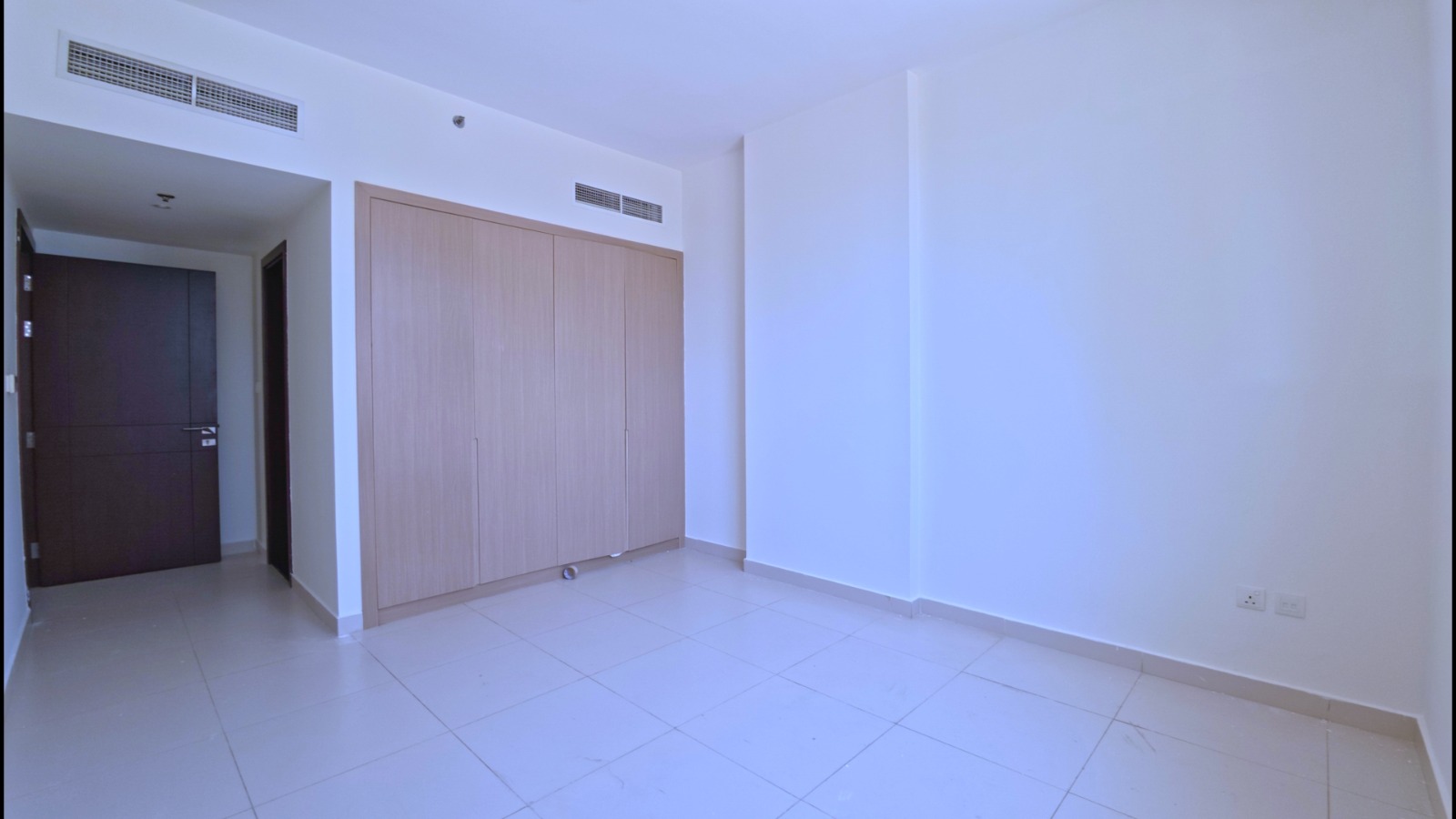 Spacious | Unfurnished | Bright & Well Maintained