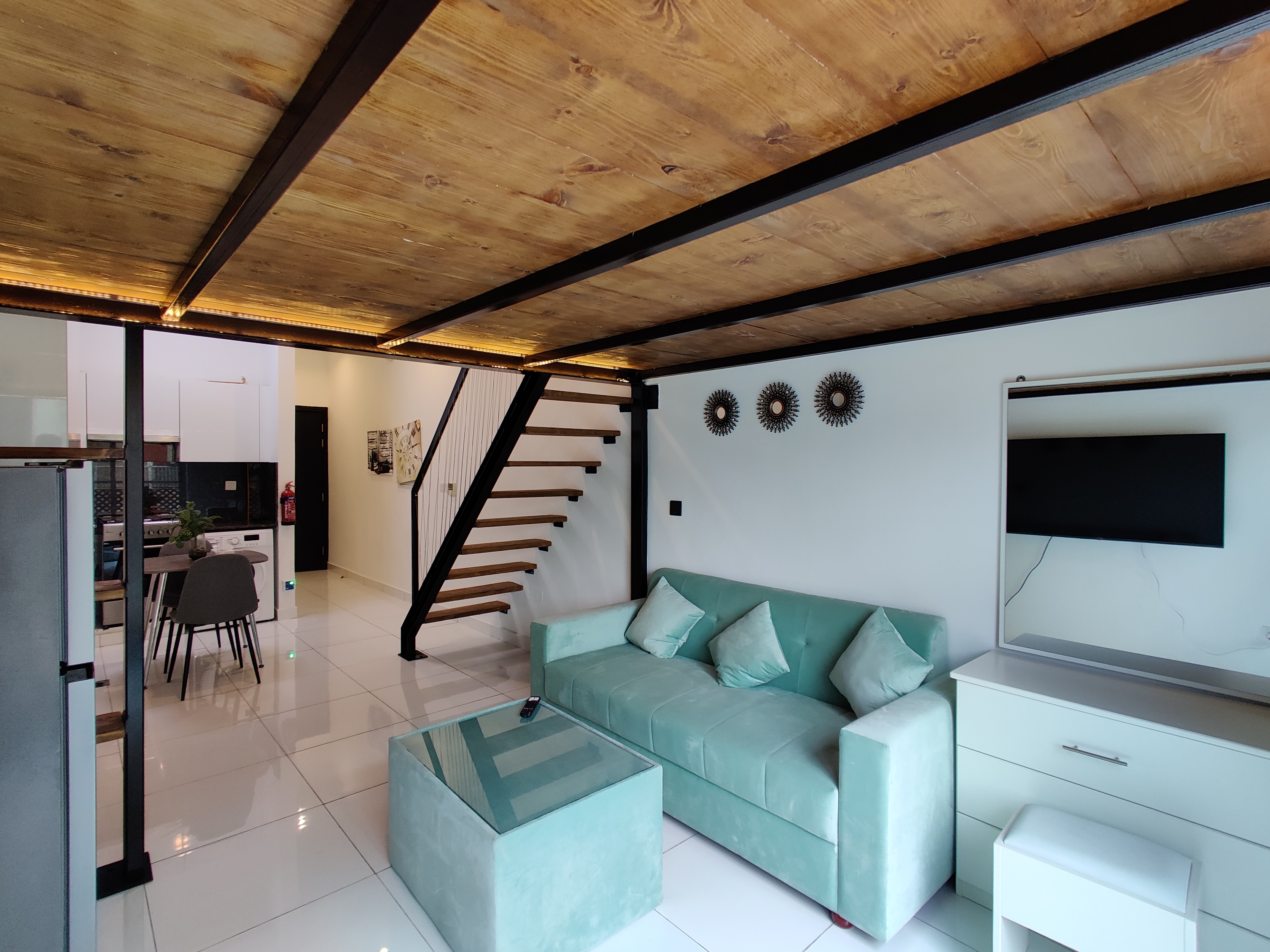 Furnished studio in Plazzo Heights