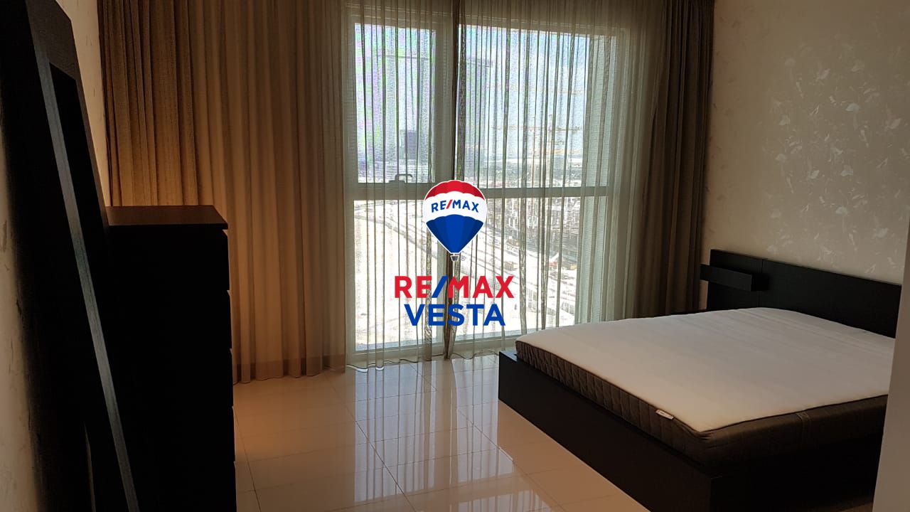 Fully Furnished | Spacious Layout | Mid Floor | Amenities