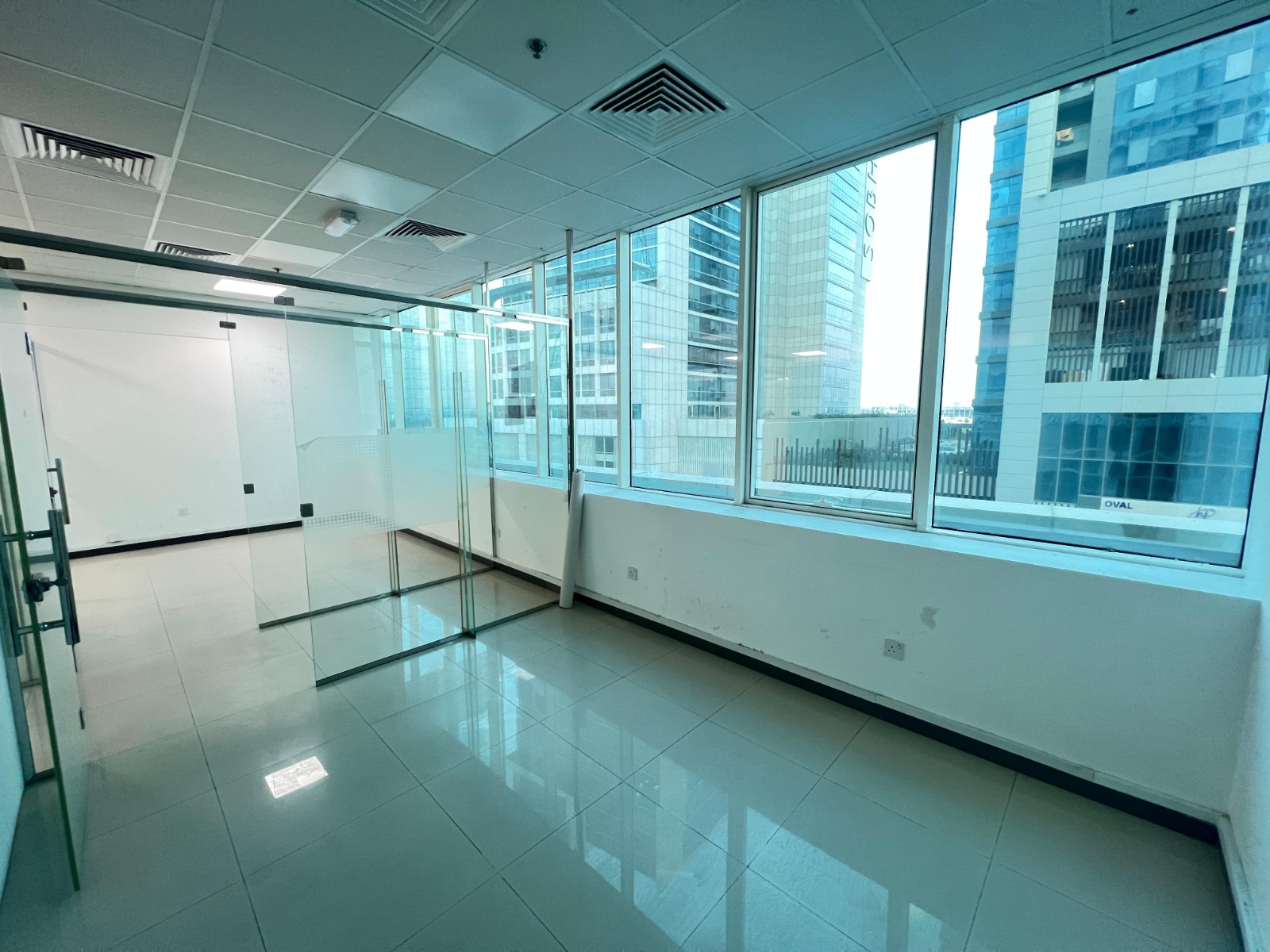 Spacious Office | Ready to Move-in | City View