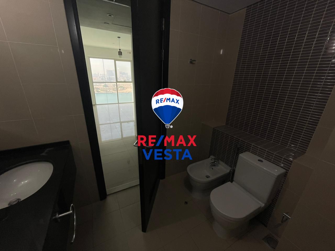 Full Sea View | Maid Room | Spacious Layout | Vacant