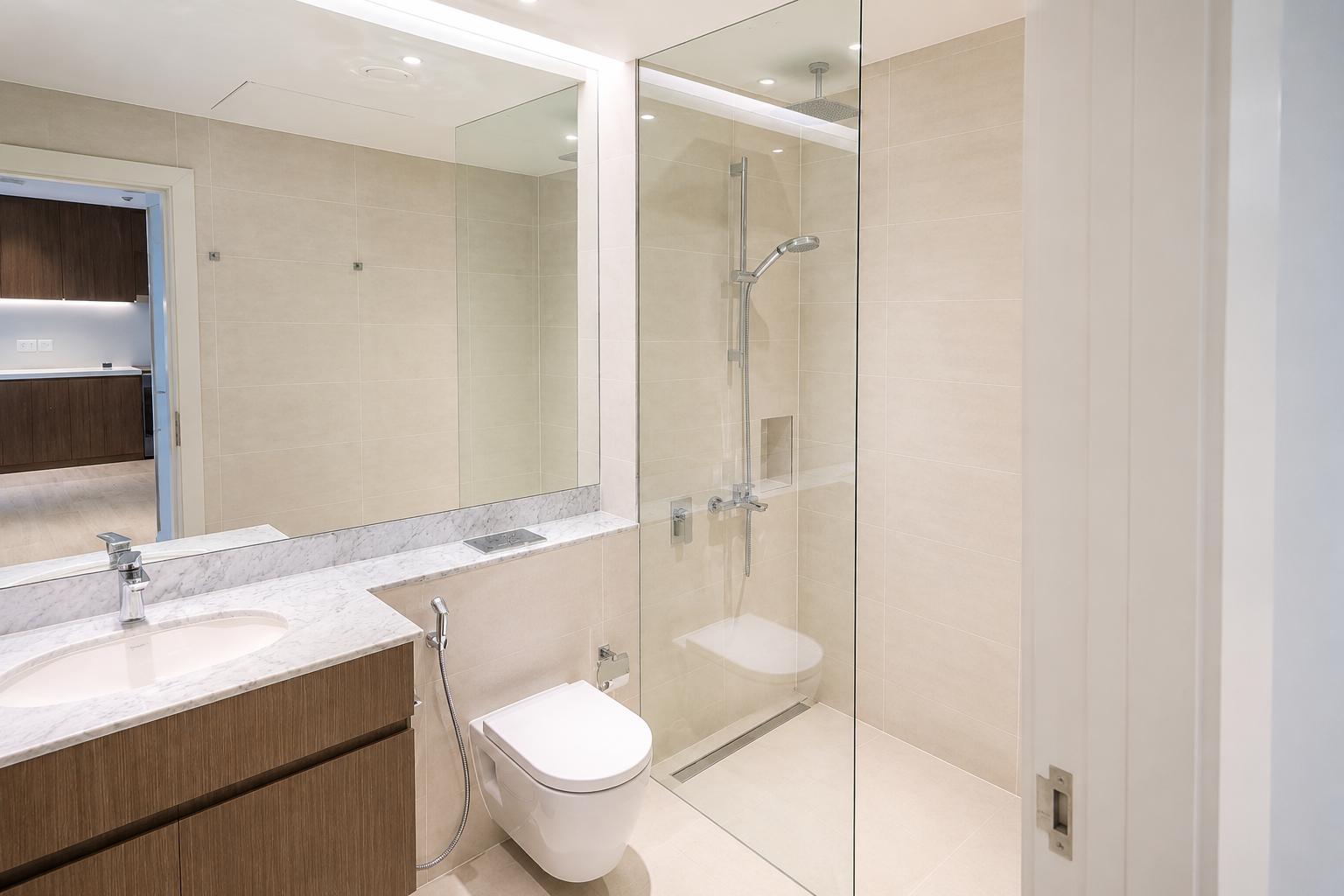 Prime Location | Spacious Layout | La Rive 2