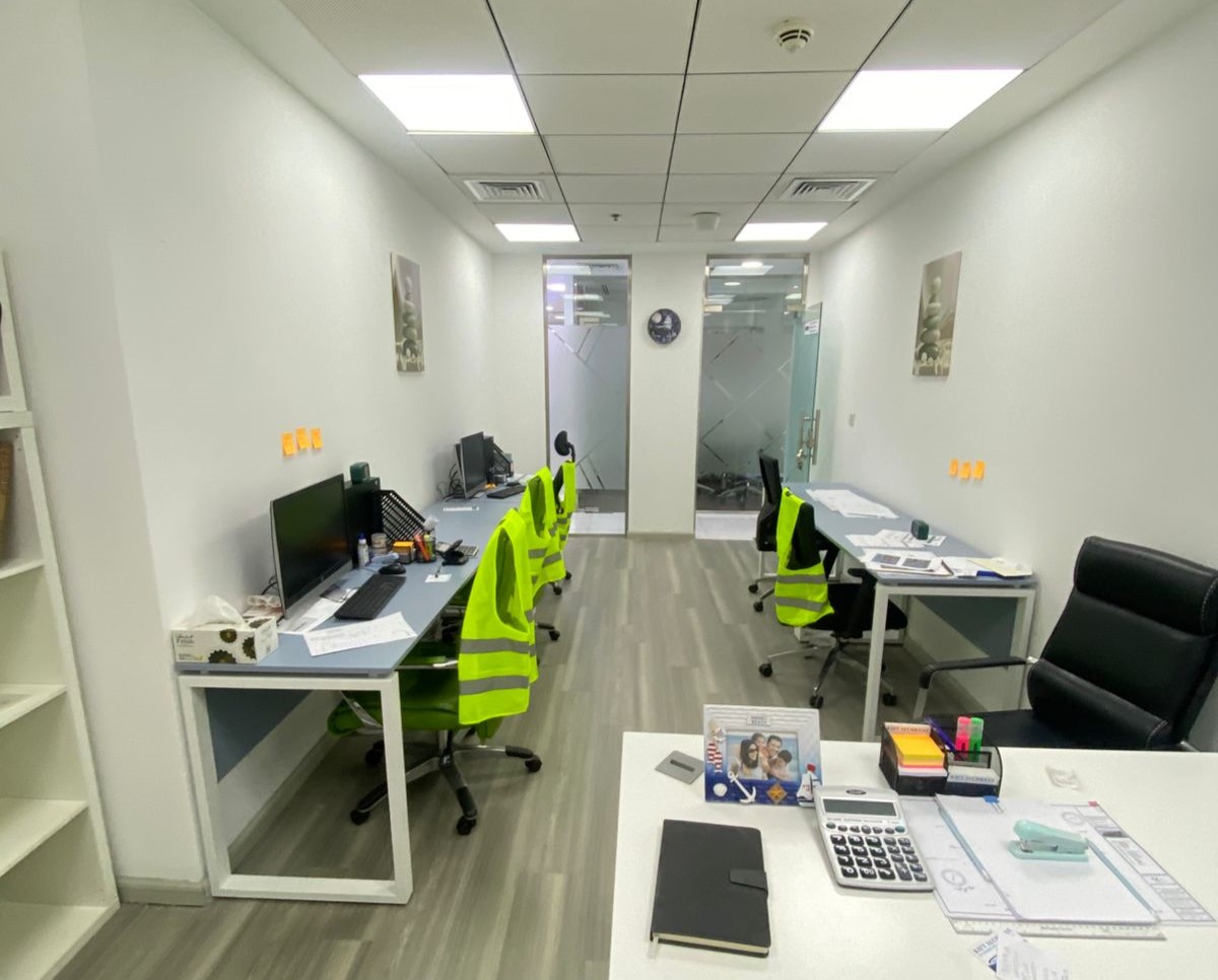 Ready Workspace | 240 Sq Ft | Sheikh Zayed Road | Business Center