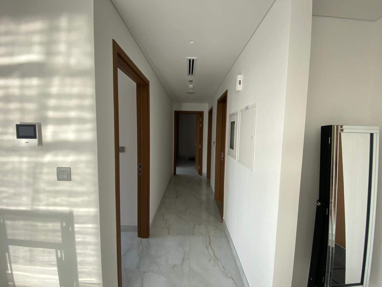 High Floor | 2 BR Spacious | Great Investment · صورة 7