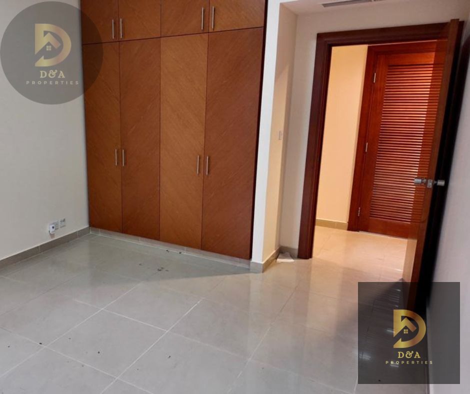 Exclusive 4 Bedroom Apartment in Golden Sands 9, Al Mankhool, Bur Dubai | NO COMMISSION