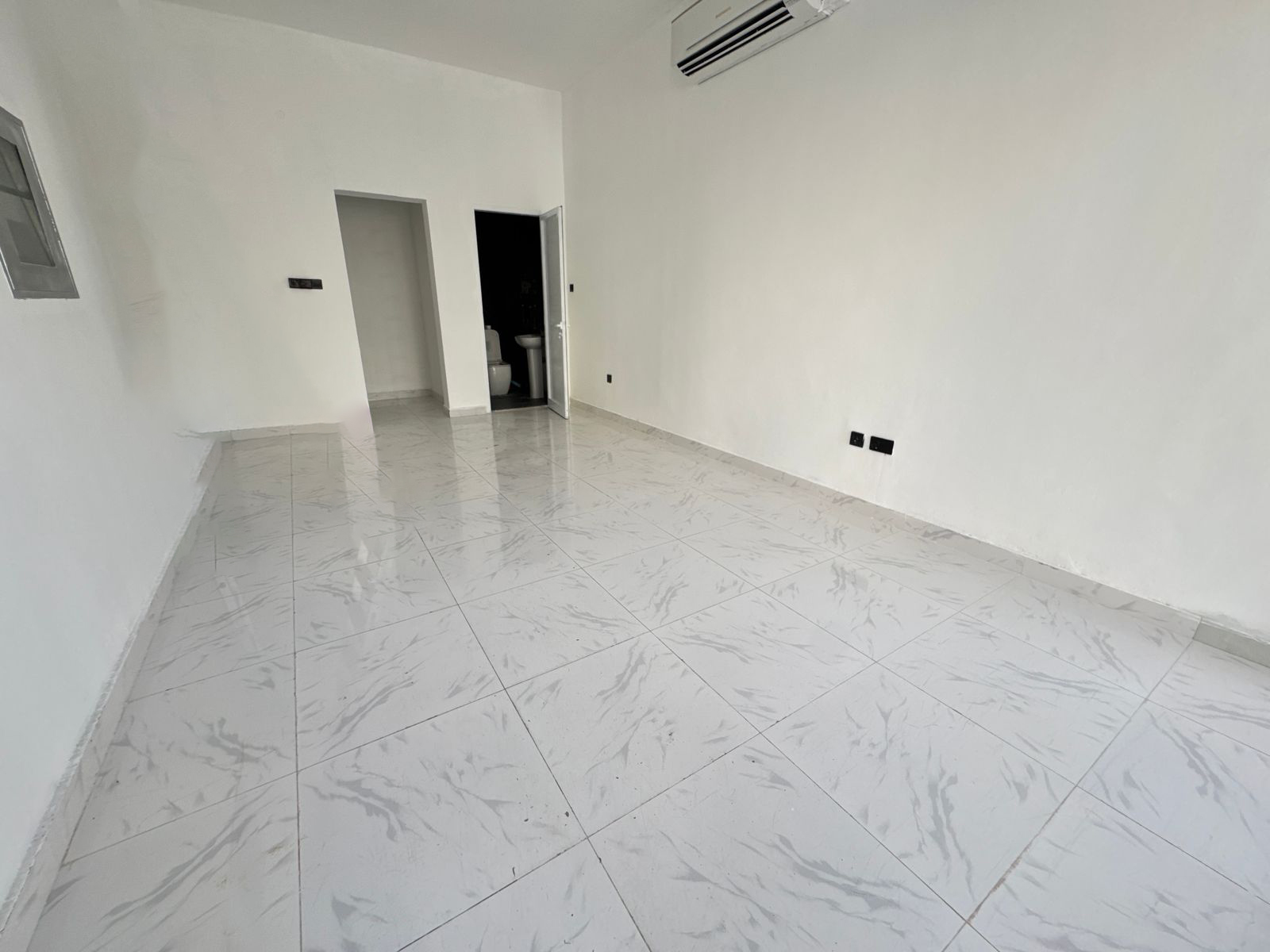 Commercial Shop | For Rent at Al Karama