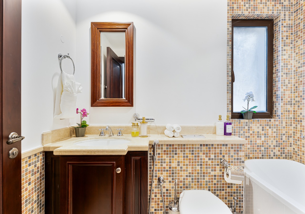 Luxurious Apartment | Fully Furnished | Monthly 12500 Including Bills