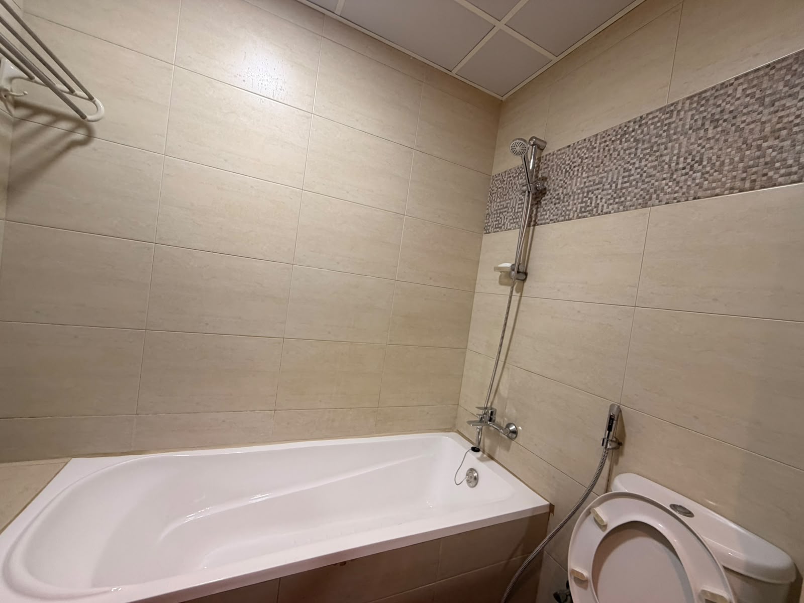 Community View Studio w/Balcony | Furnished | Ready to Move