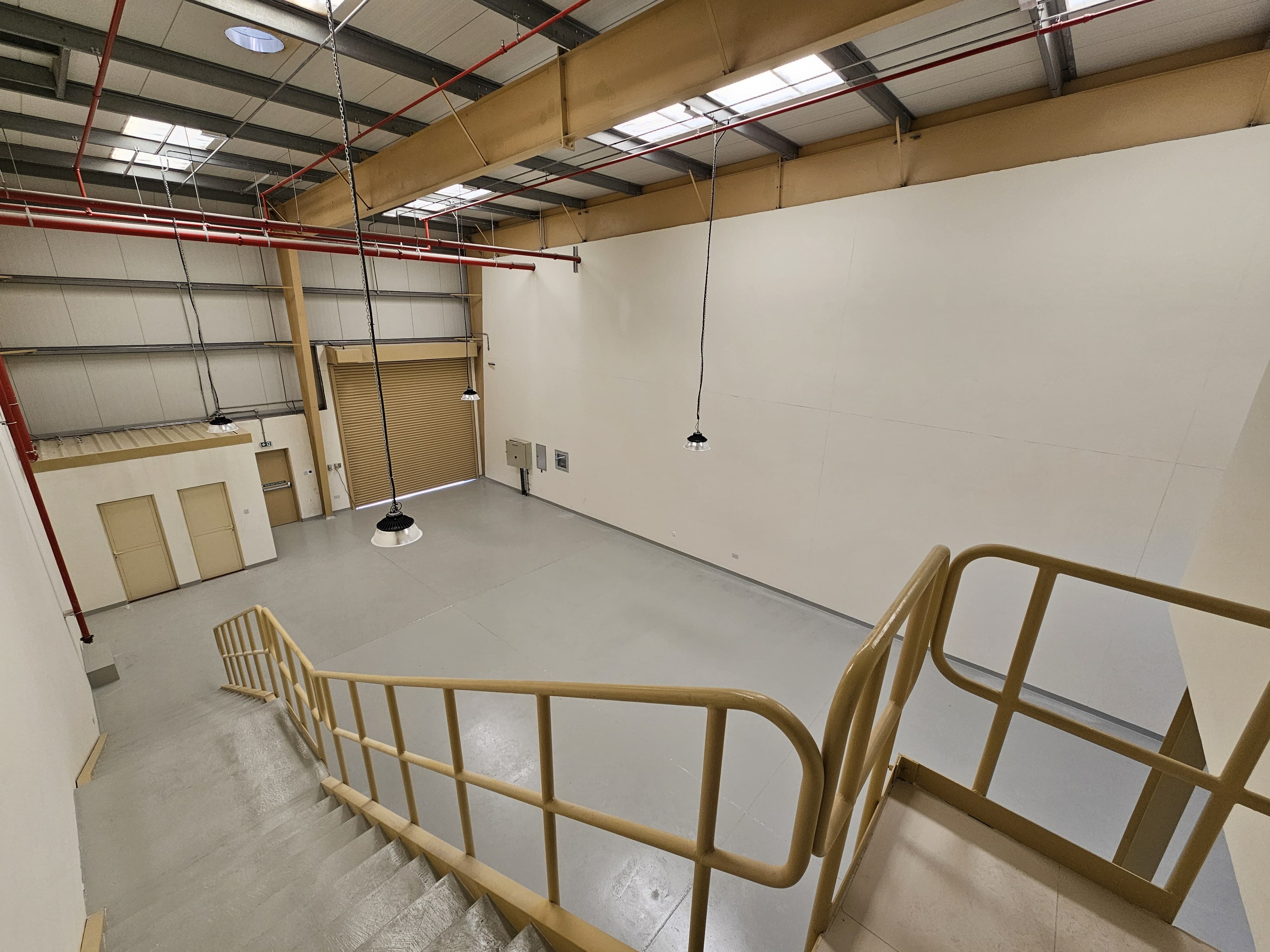 SPACIOUS WAREHOUSE | JABAL ALI | PRIME LOCATION